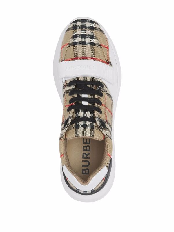 Burberry  Regis low-top sneakers