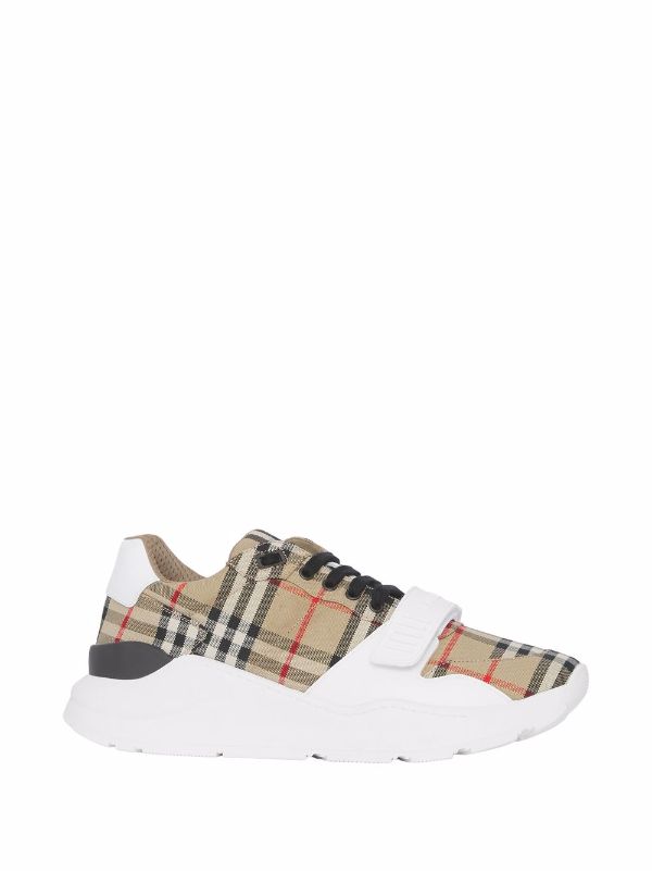 Burberry  Regis low-top sneakers