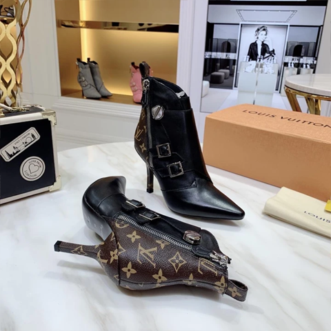 LOUIS VUITTON - BOTTES FEMME