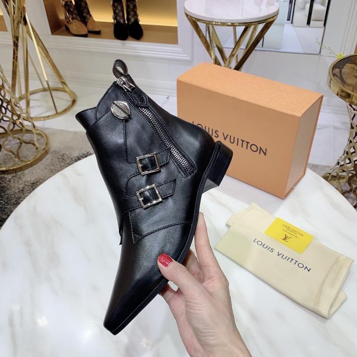 LOUIS VUITTON - WOMEN'S BOOTS